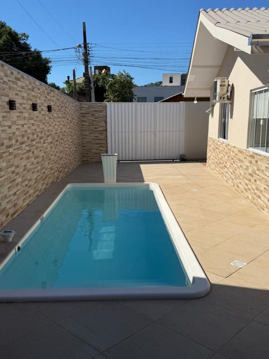 Casa - Venda - Rio Pequeno - Cambori� - SC