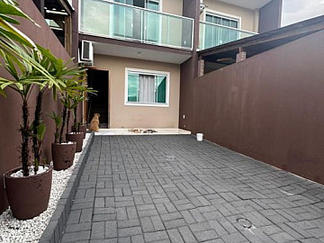 Sobrado Geminado � Venda